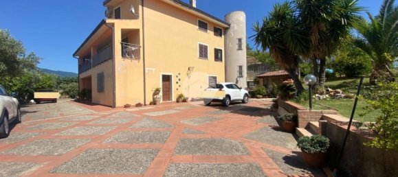 5غرفة فيلا في Montalto Uffugo, Italy رقم 177201 2