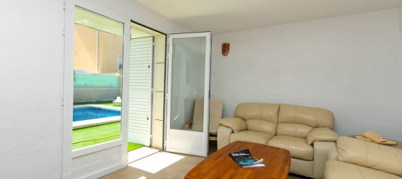 villa en venta en La Zenia, Alicante, Comunidad Valenciana, Spain № 366341 13