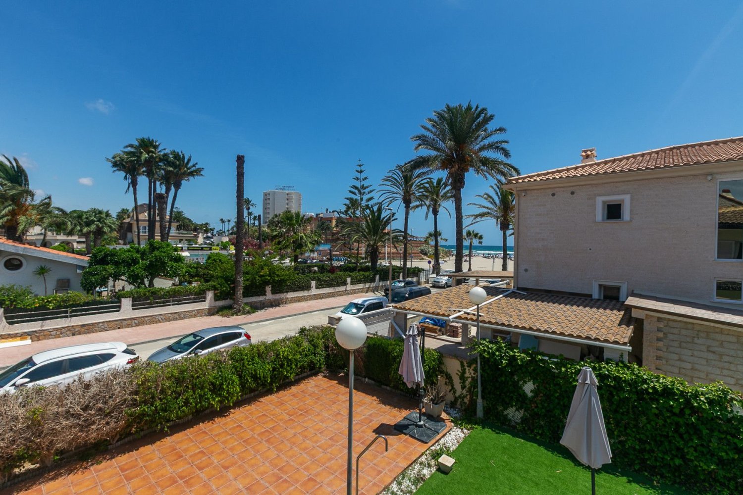 villa en venta en La Zenia, Alicante, Comunidad Valenciana, Spain № 366341