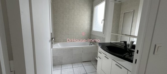 3 bedrooms Apartment in Mantes-la-Jolie, France No. 163200 7