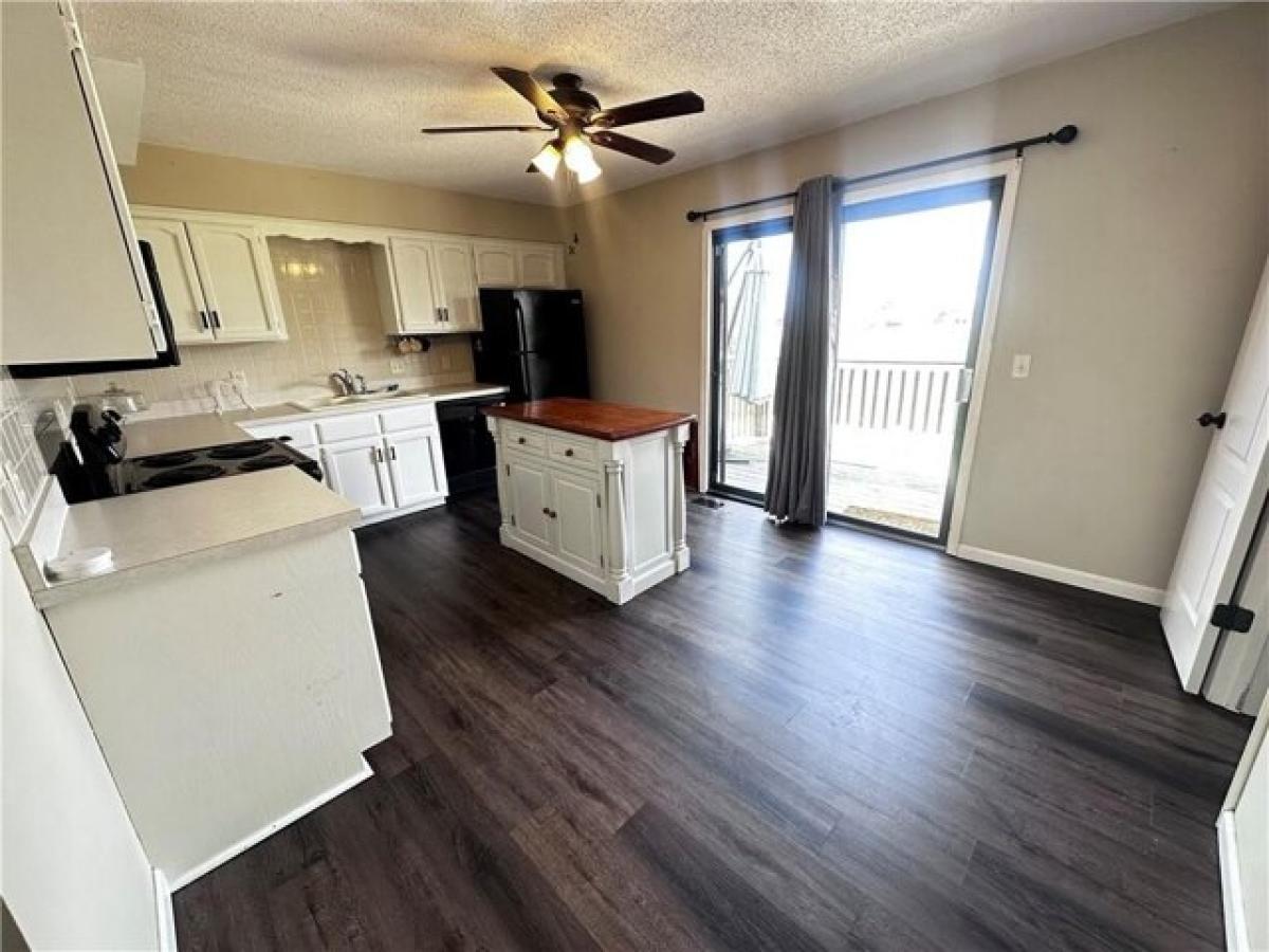 Дом с 2 спальнями в Smithville, США № 440041