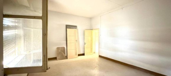 4-Zimmer Wohnung in Partinico, Italy, Nr. 38087 15