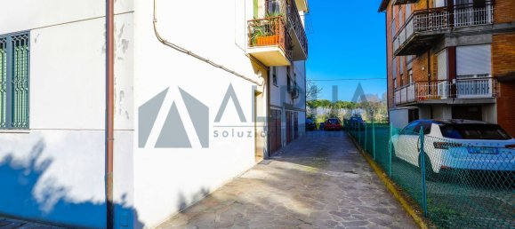 3 rooms Apartment in Forlì, Italy No. 13541 18