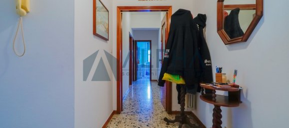 3 rooms Apartment in Forlì, Italy No. 13541 7