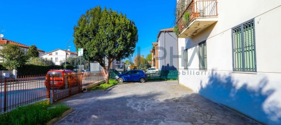 3 rooms Apartment in Forlì, Italy No. 13541 21