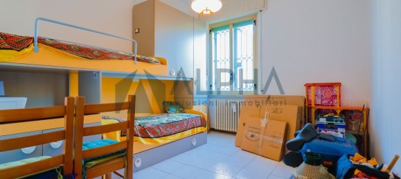 3 rooms Apartment in Forlì, Italy No. 13541 9