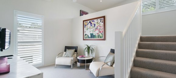 4 bedrooms House in Benowa, Australia No. 147 9