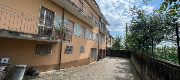 Здание 900м² в Орио аль Серио, Италия № 362711 5