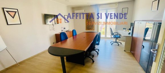 Escritório em Syracuse, Italy 110 m² N.º 244640 2