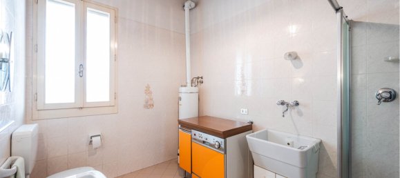 4 غرف نوم منزل في San Giovanni in Persiceto, Italy رقم 360161 35