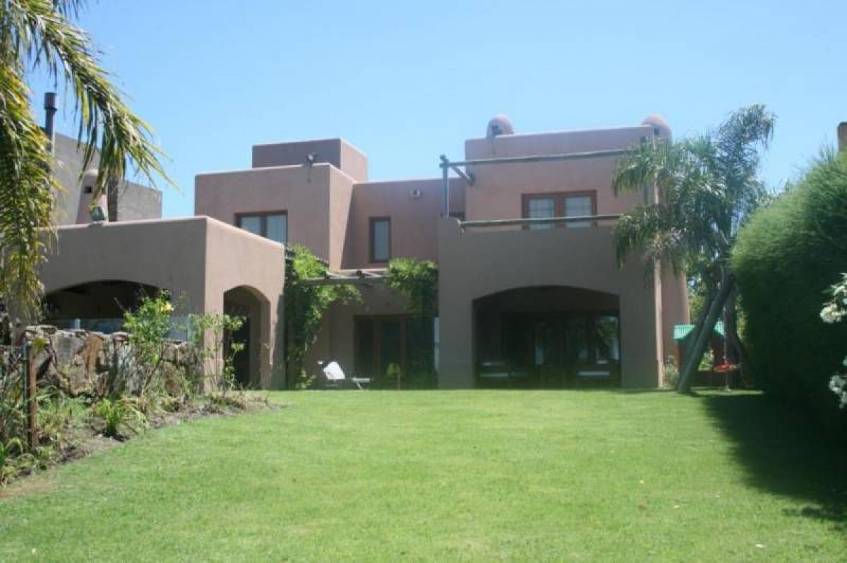 Casa T4 em Tigre, Argentina N.º 4986