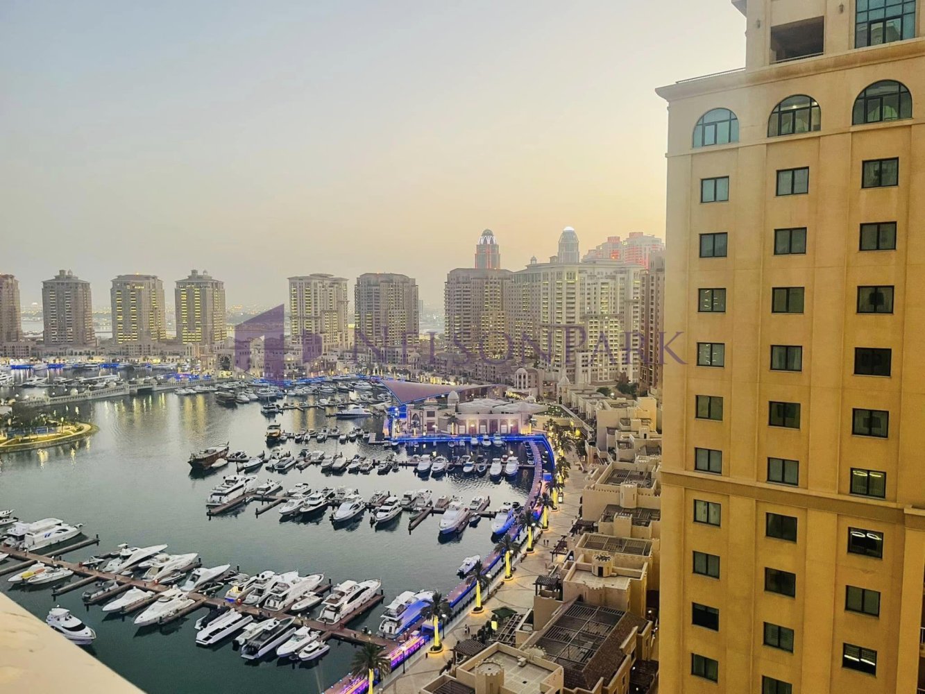 2 Schlafzimmer Wohnung in Doha, Qatar, Nr. 950