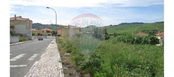 Grundstück in Alenquer, Portugal 307m², Nr. 248369 3