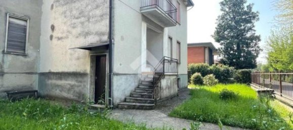 2 bedrooms Villa in Castelleone, Italy No. 233585 10