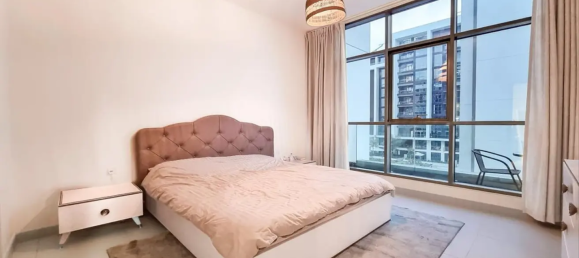 Studio in Dubai, UAE No. 21086 5