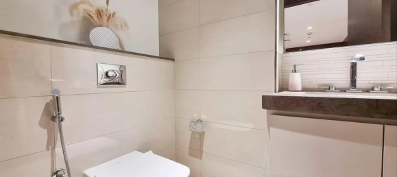 Studio in Dubai, UAE No. 21086 9