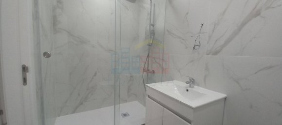 3 bedrooms Duplex in Costa da Caparica, Portugal No. 30512 6