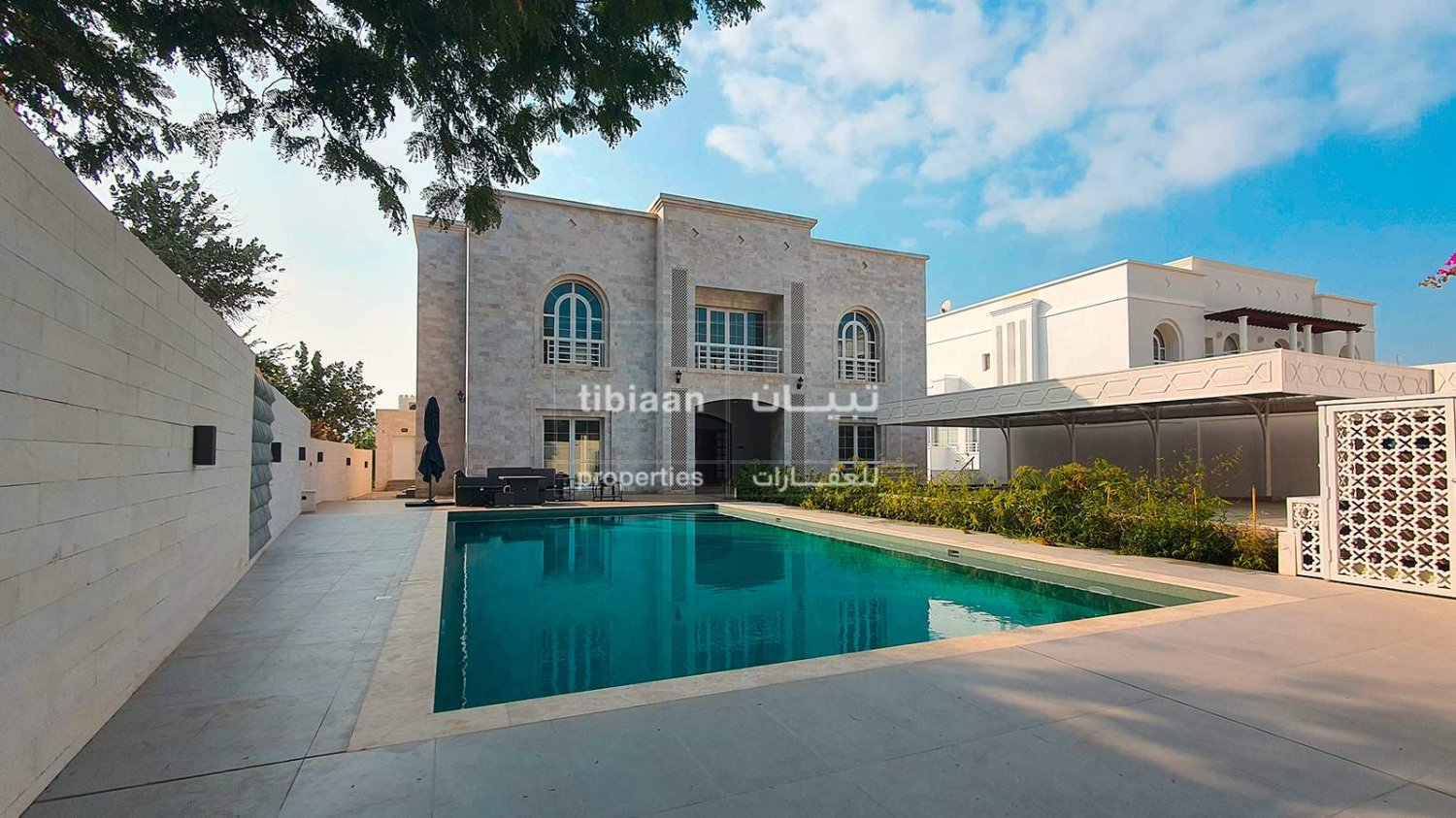 6 bedrooms Villa in Muscat, Oman No. 767