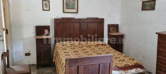 2 bedrooms House in Licciana Nardi, Italy No. 184691 10