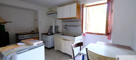 8 bedrooms House in Urbe, Italy No. 102450 22