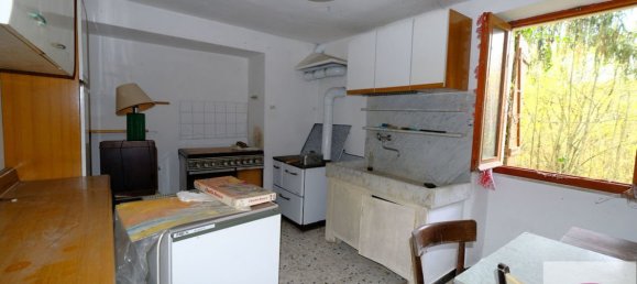 8 bedrooms House in Urbe, Italy No. 102450 23