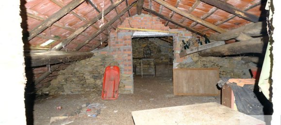 8 bedrooms House in Urbe, Italy No. 102450 16