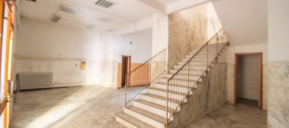 Bureau à Genoa, Italy 525m² No. 78909 8