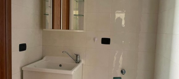 Apartamento T3 em Taranto, Italy N.º 374942 25