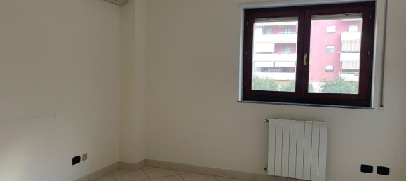 Apartamento T3 em Taranto, Italy N.º 374942 24
