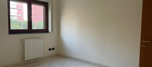 Apartamento T3 em Taranto, Italy N.º 374942 22
