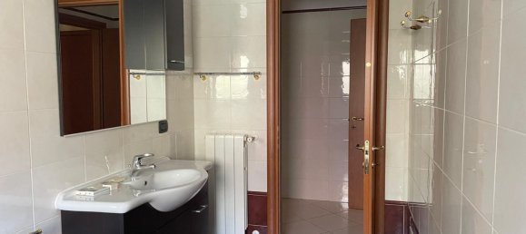 Apartamento T3 em Taranto, Italy N.º 374942 26