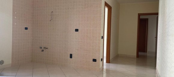 Apartamento T3 em Taranto, Italy N.º 374942 5