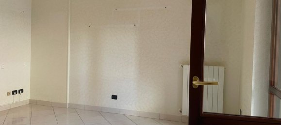 Apartamento T3 em Taranto, Italy N.º 374942 9