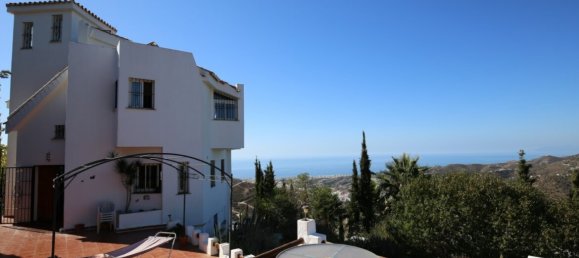3 Schlafzimmer Villa in Malaga, Spain, Nr. 58832 2