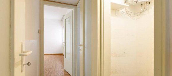 2 rooms Apartment in Trieste, Italy No. 36814 8