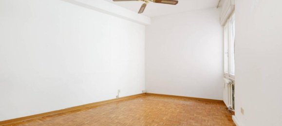 2 rooms Apartment in Trieste, Italy No. 36814 13