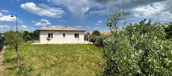 3 bedrooms House in Gironde, France No. 341827 12