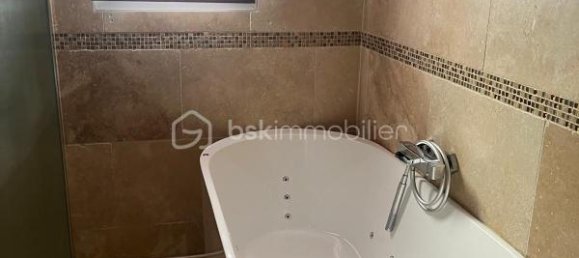 3 bedrooms House in Gironde, France No. 341827 9