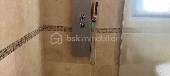 3 bedrooms House in Gironde, France No. 341827 11