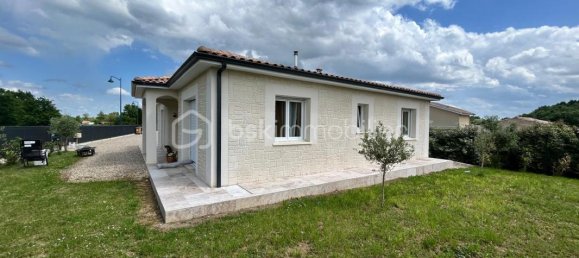 3 bedrooms House in Gironde, France No. 341827 2