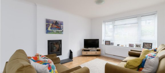 4 bedrooms House in London, United Kingdom No. 13932 4