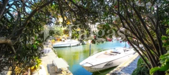 5 غرف نوم منزل في Empuriabrava, Spain رقم 159133 36