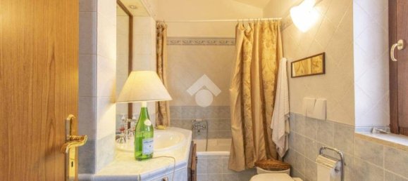 4 غرف نوم فيلا في Morlupo, Italy رقم 286497 31