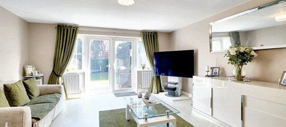 4 bedrooms Commercial property in Biggin Hill, United Kingdom No. 4749 9