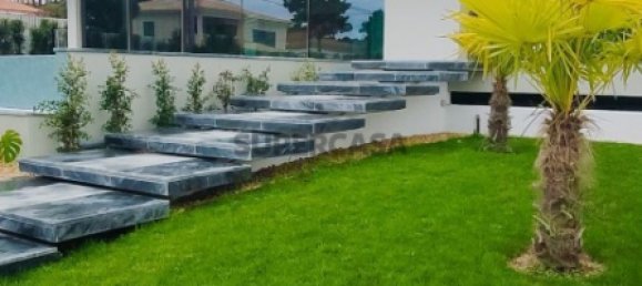 5 bedrooms Villa in Almada, Portugal No. 159983 12