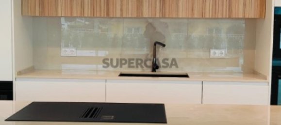 5 bedrooms Villa in Almada, Portugal No. 159983 34