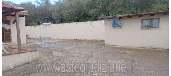 3-salle Maison à Maenza, Italy No. 205223 15