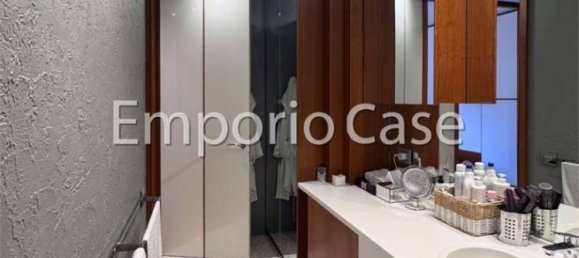 2 Schlafzimmer Wohnung in Modena, Italy, Nr. 325753 12