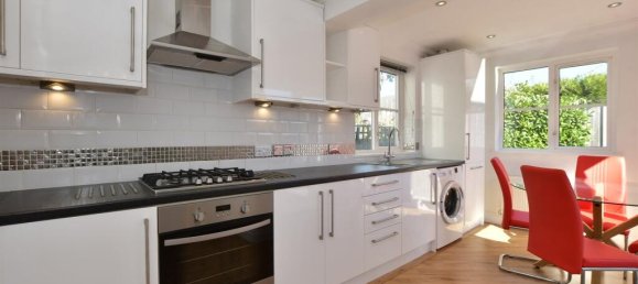 2 bedrooms Bungalow in Essex, United Kingdom No. 4066 3