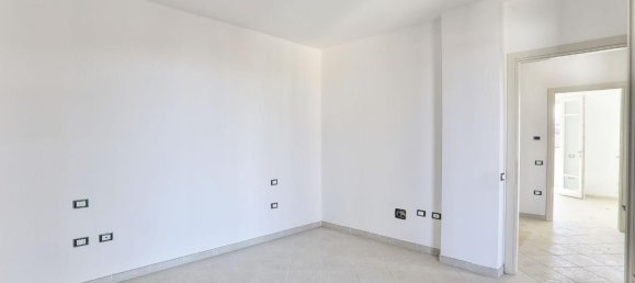 5 Schlafzimmer Haus in Rosignano Marittimo, Italy, Nr. 48425 6